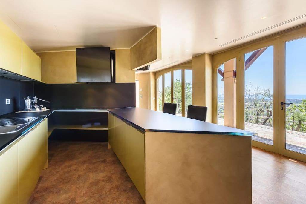 GOLDEN LUXE - Luxury Villa whit Amazing Sea Wiew Pool