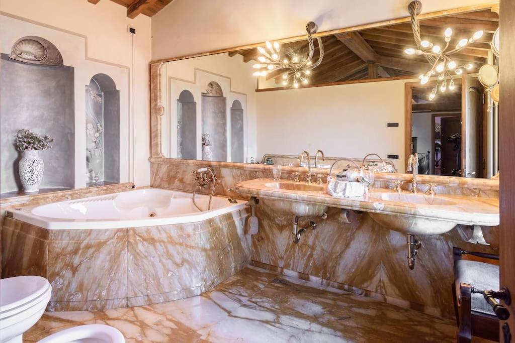 GOLDEN LUXE - Luxury Villa whit Amazing Sea Wiew Pool
