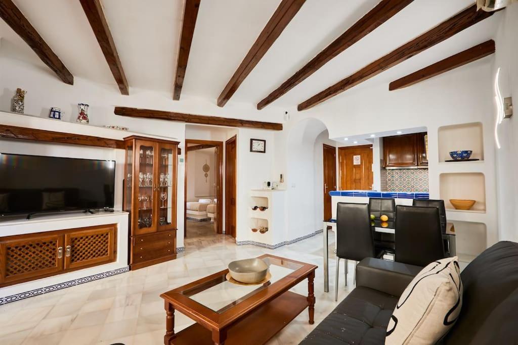 Mediterranean Style Apartment - by Welcomely