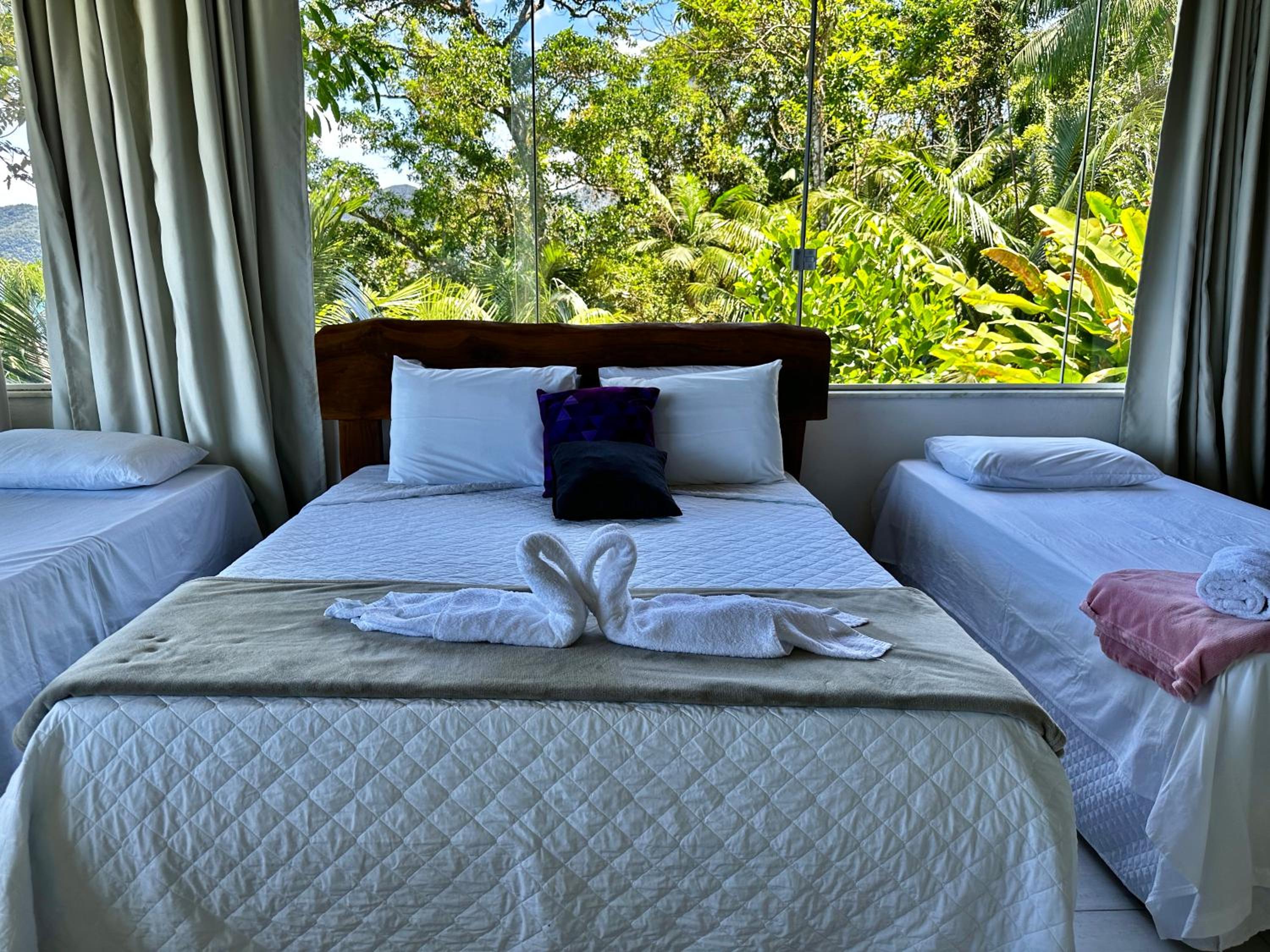 Deck da Villa Pousada Ubatuba