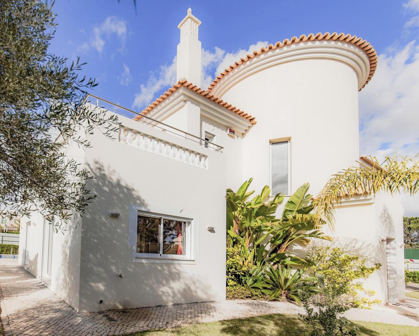 Villa Coute Real view 4