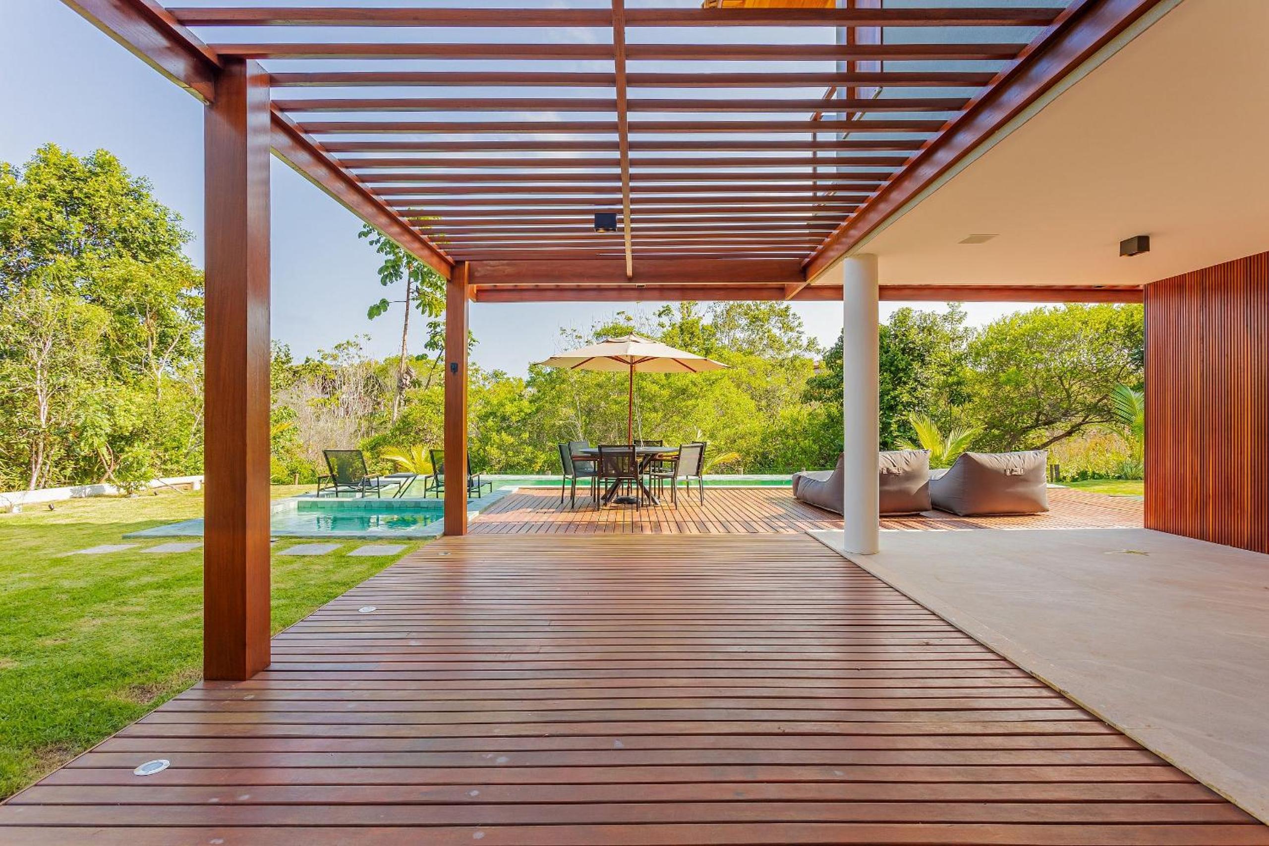 PF58 Casa Alto Luxo 6 Suítes - Praia Bella, com acesso exclusivo à praia!