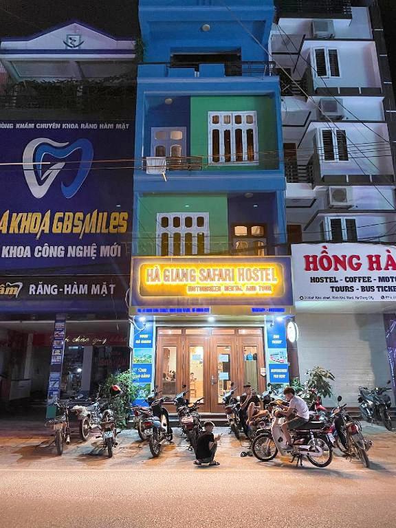 Nhi's House & Safari -Motorbike Rental-Tour