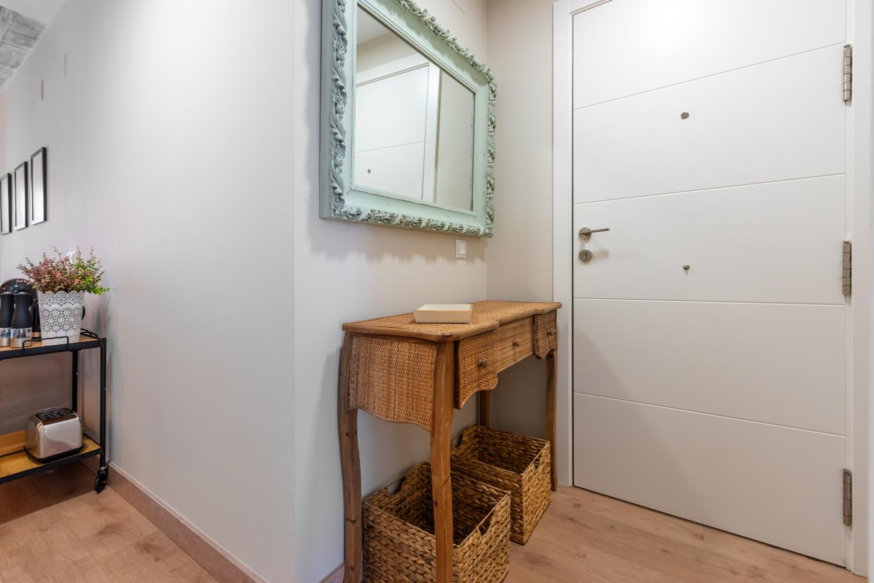 WintowinRentals Cozy newly renovated apartment in Malaga