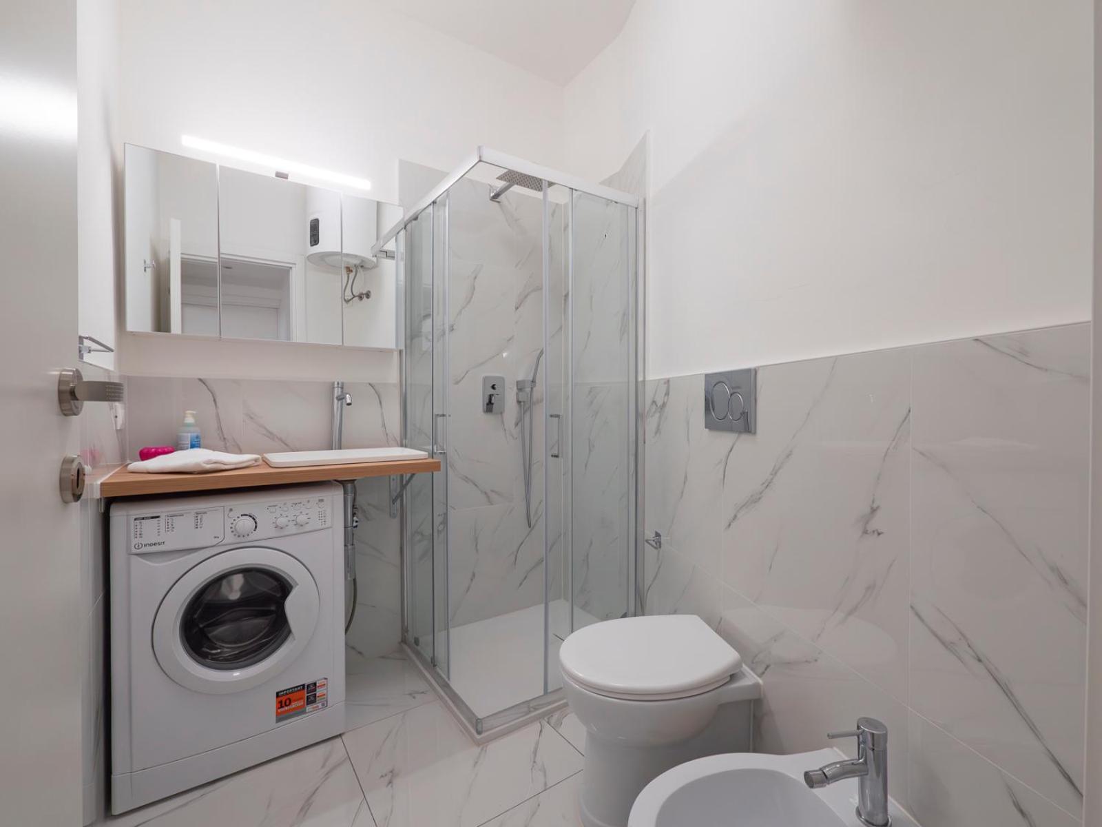 Functional & modern apartments in NoLo district by Rentopolis