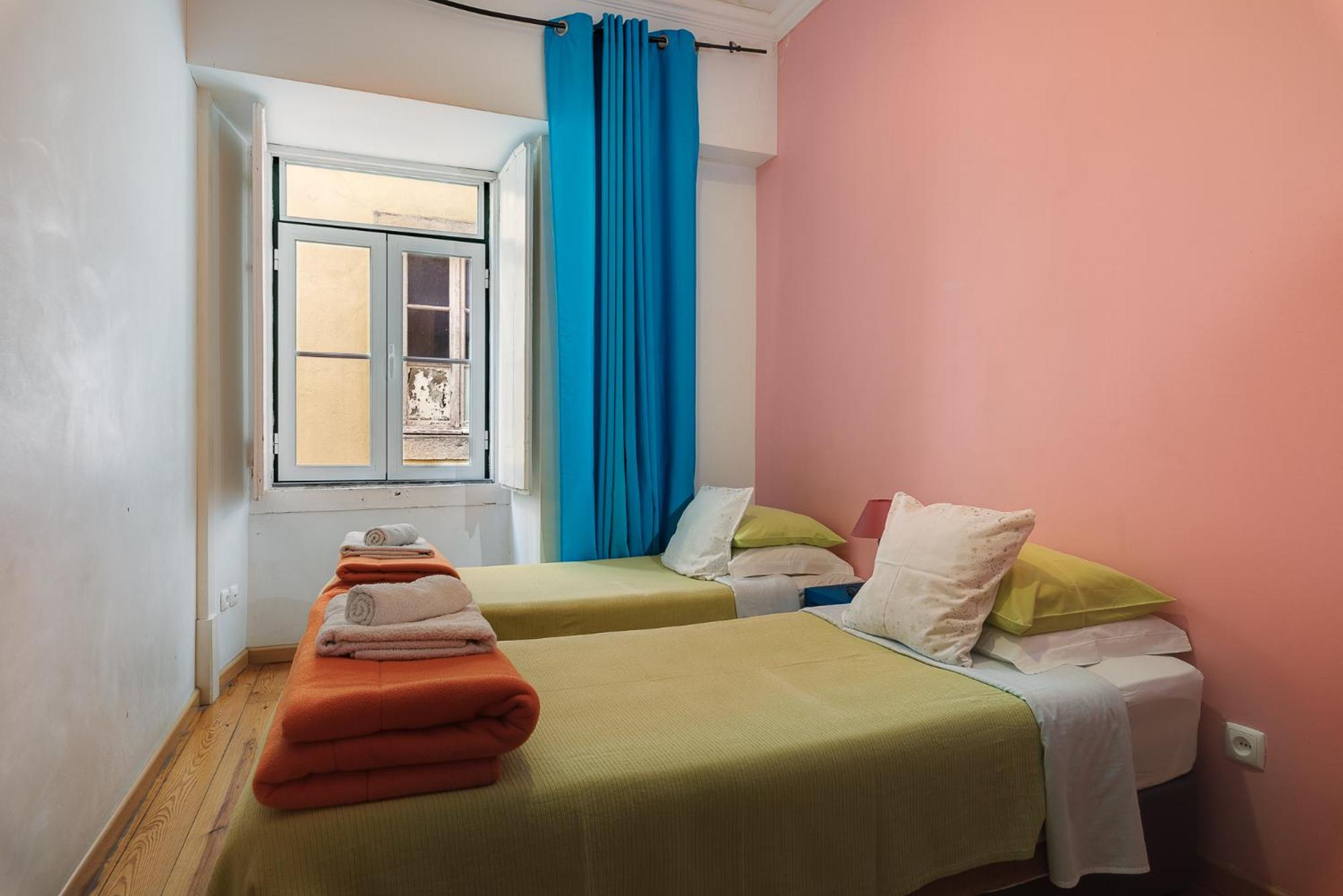Down Town Lisbon Apartment 3 view 3