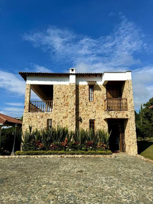 Casa Irlanda LK