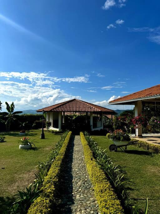 Casa Irlanda LK