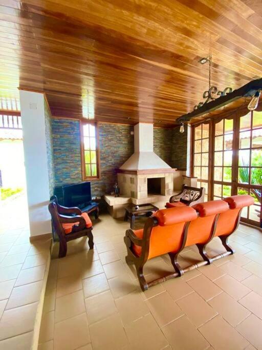 Casa Irlanda LK