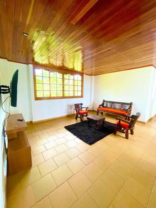 Casa Irlanda LK