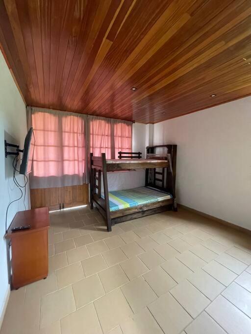 Casa Irlanda LK