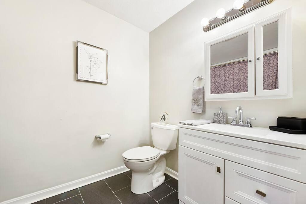 Highland Park 2 Bedroom view 3