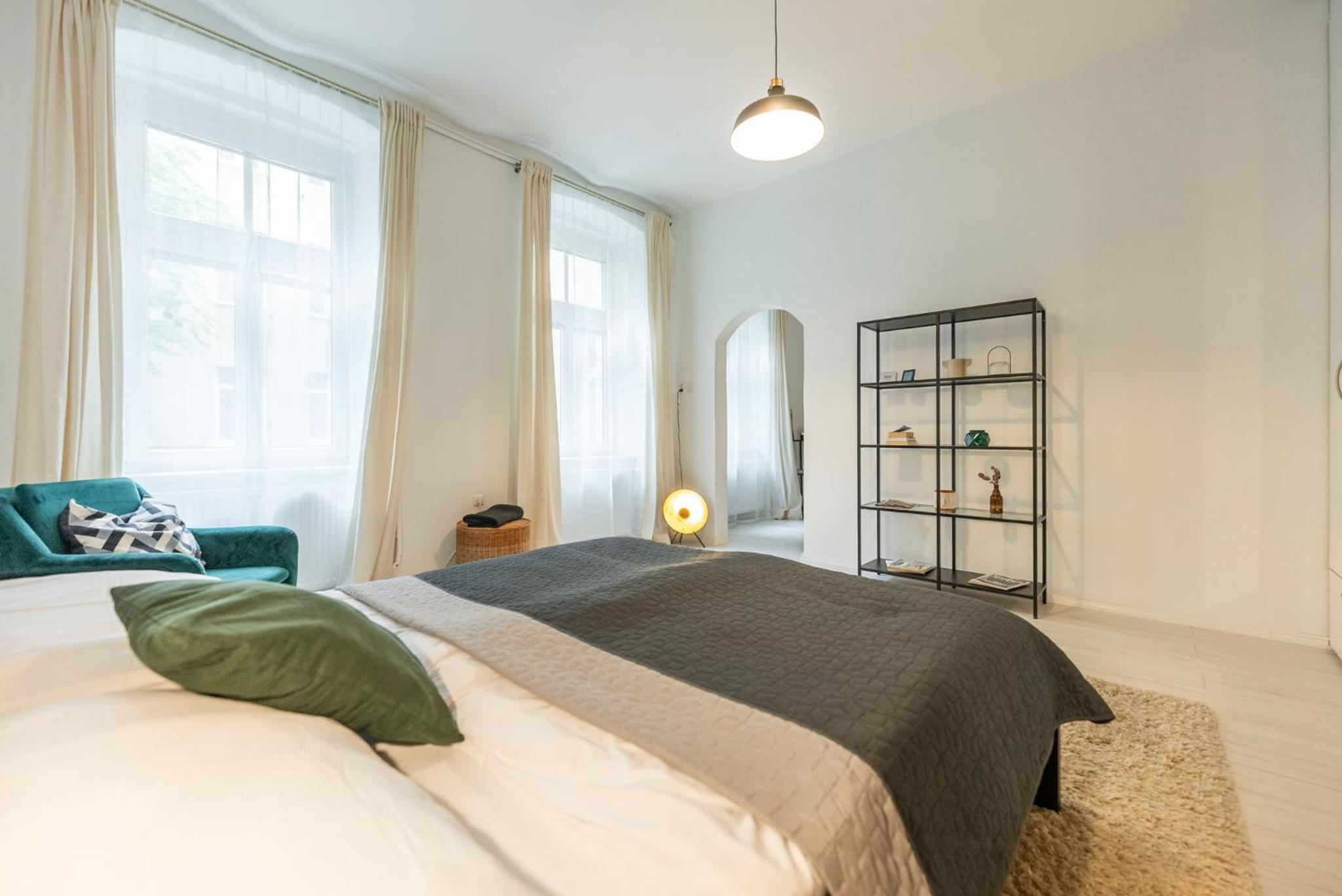 CozyHome Signature Palisady Apartment view 4
