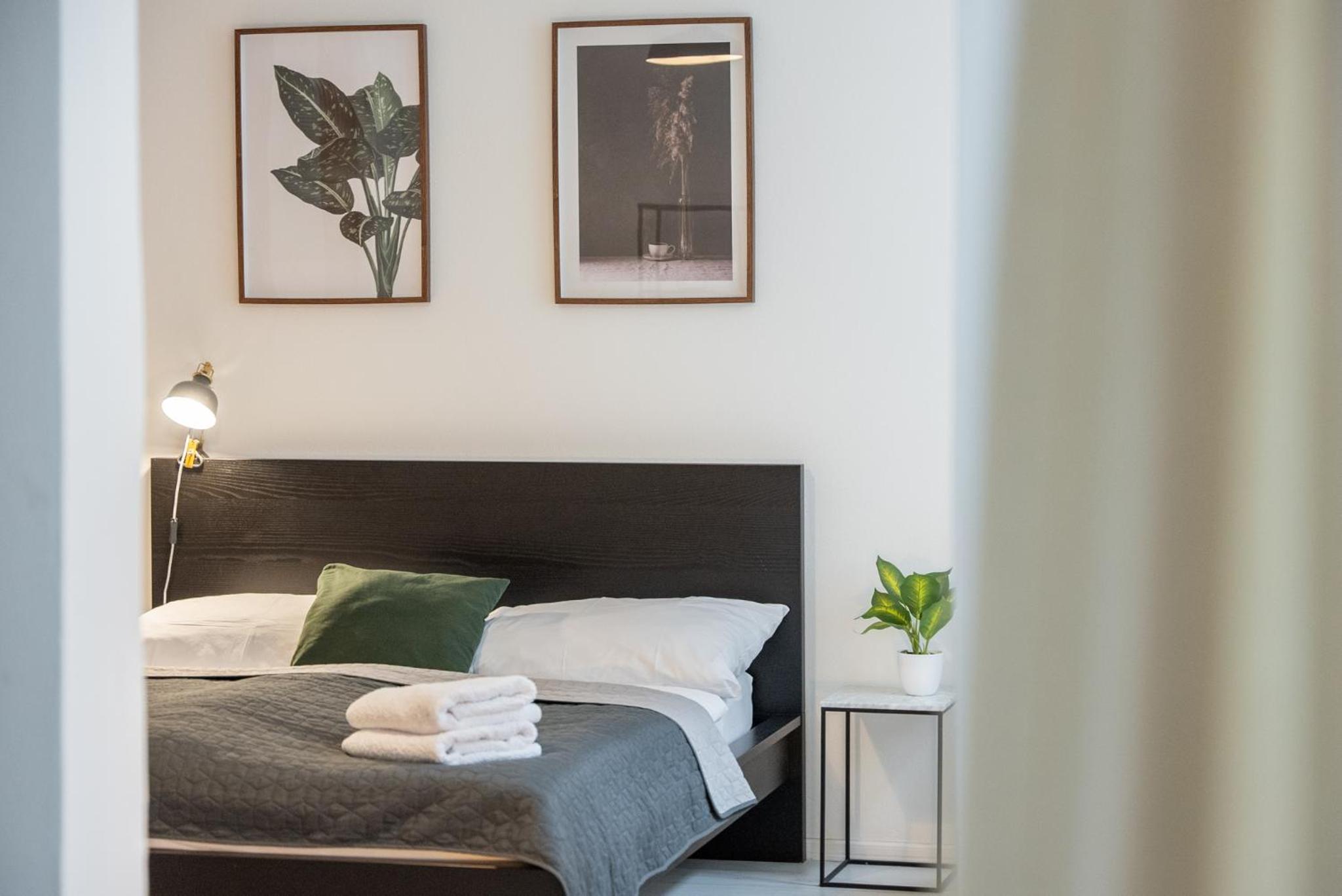 CozyHome Signature Palisady Apartment view 2