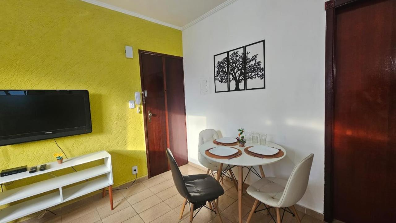 Apartamento a 200 metros da praia
