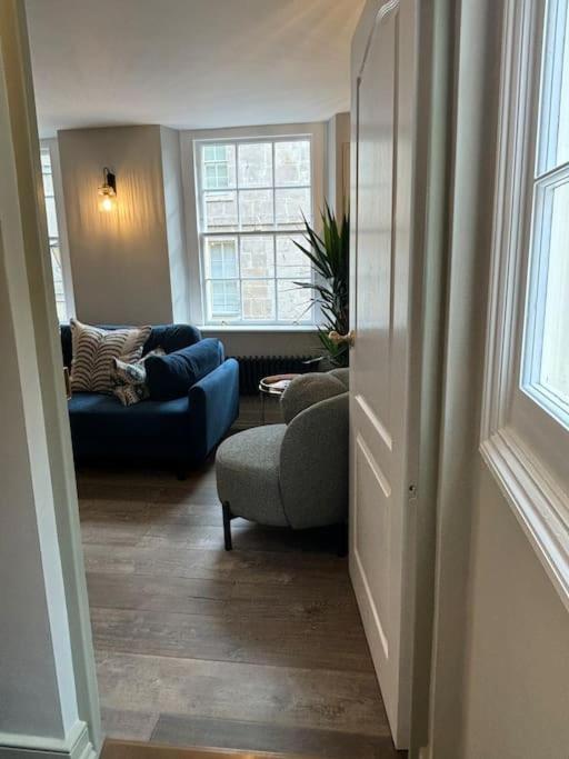 Boutique Luxury Georgian Townhouse In Central Bath