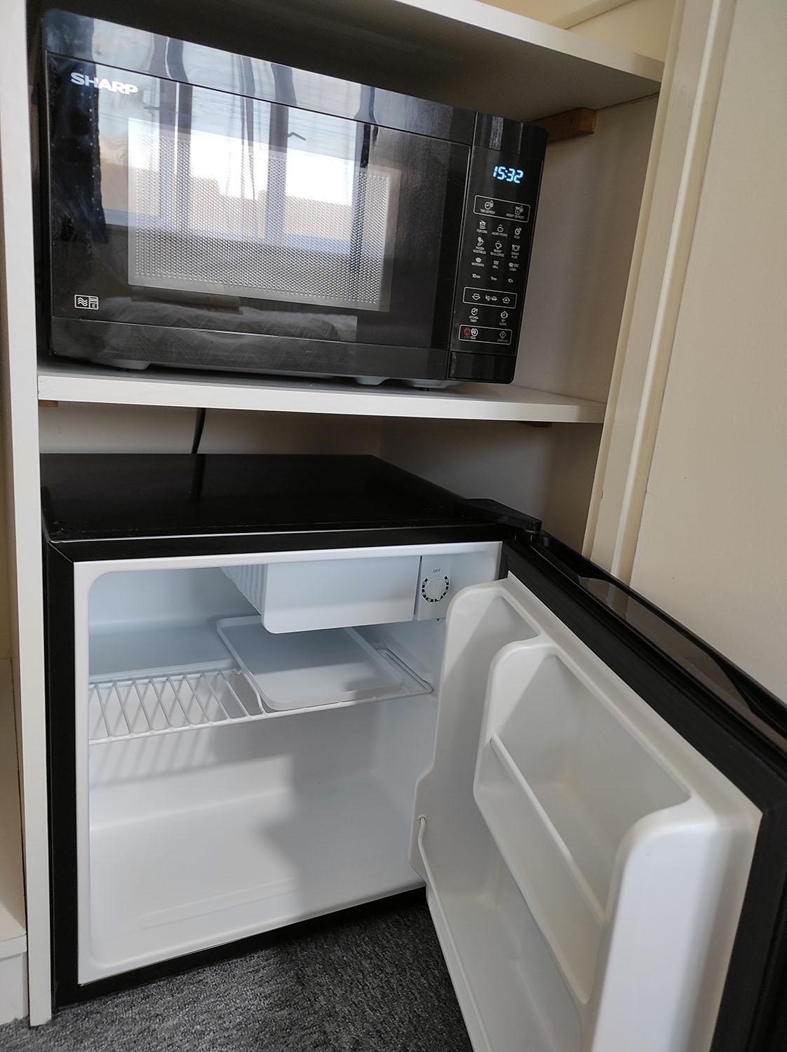 Oxford Vacations - Rowan Studio - City Centre Self Contained One-Bed Flat - Property Image 2