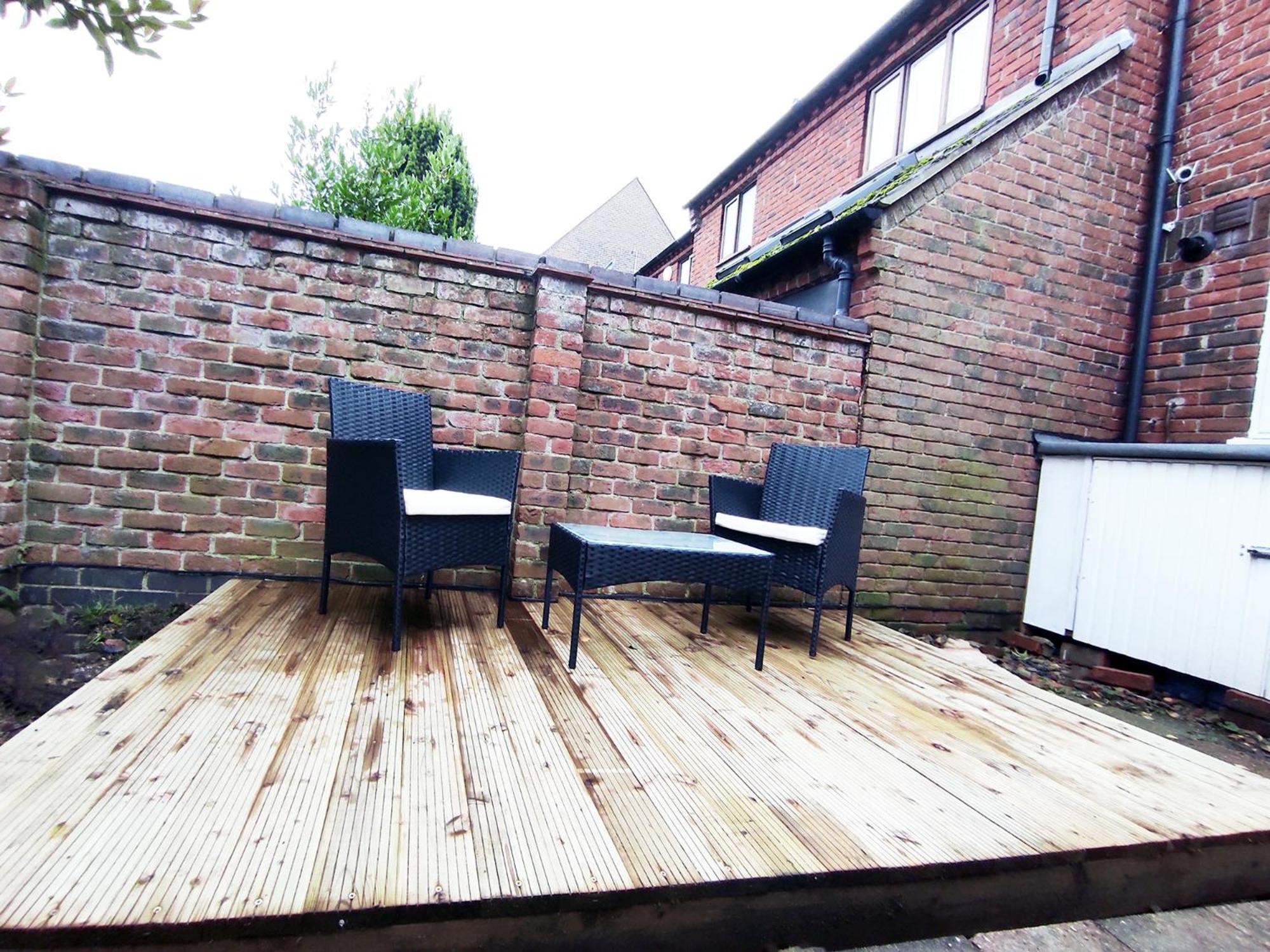 Oxford Vacations - Rowan Studio - City Centre Self Contained One-Bed Flat - Property Image 21