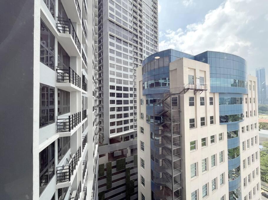 Wabi Sabi 1BR Agile Near Bukit Bintang by RumaBnB
