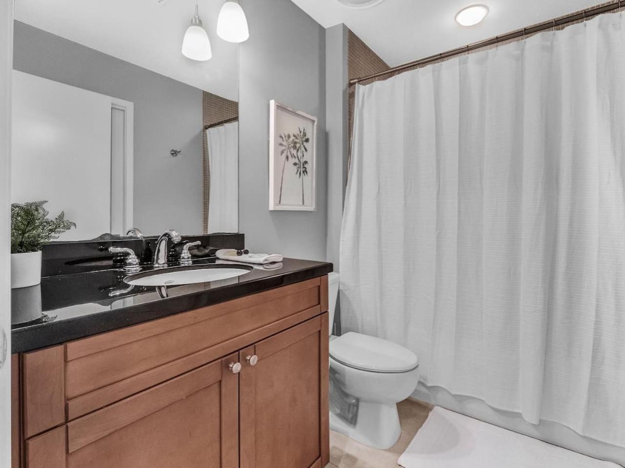 Spacious 2BD 2BTH Luxury Condo