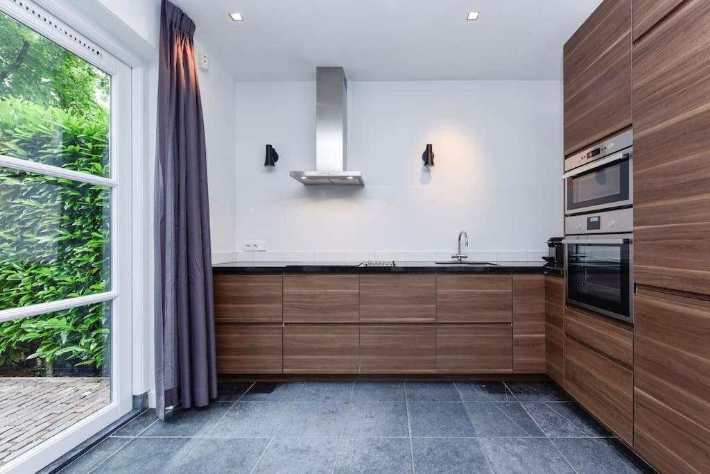 Luxury semi-detached house near Amsterdam