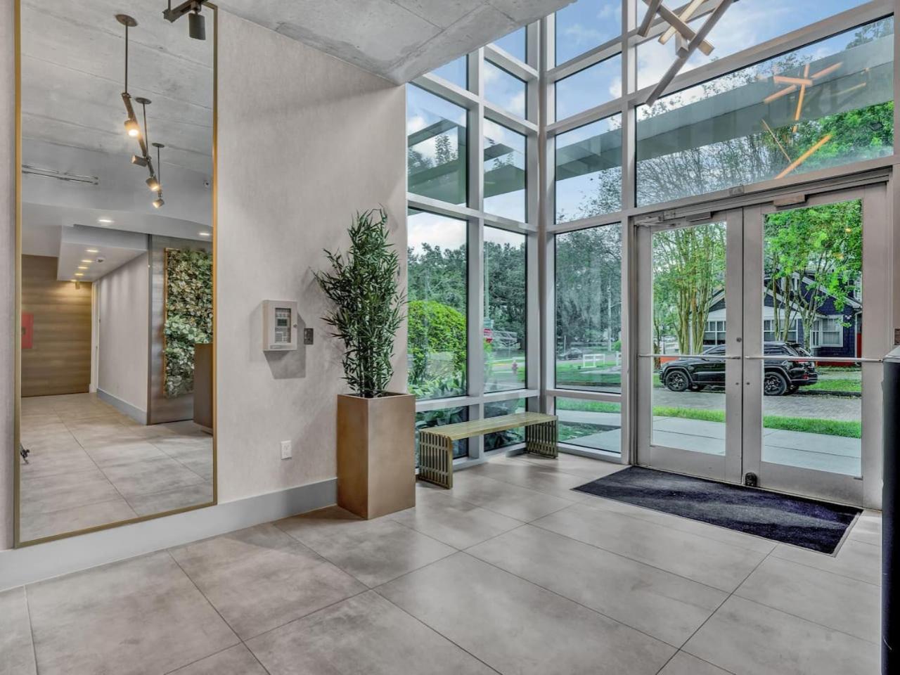 Exquisite New Large 3BD2BTH