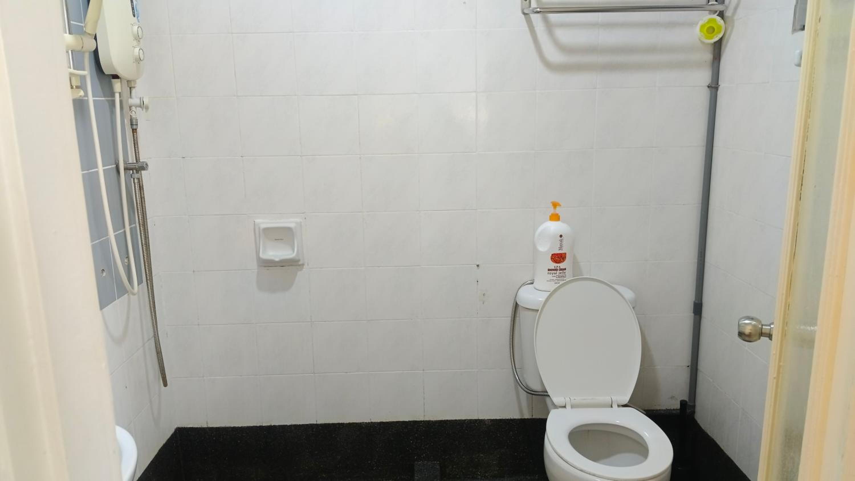 Costa Mahkota Apartment - 2BR 6-8Pax photo 8