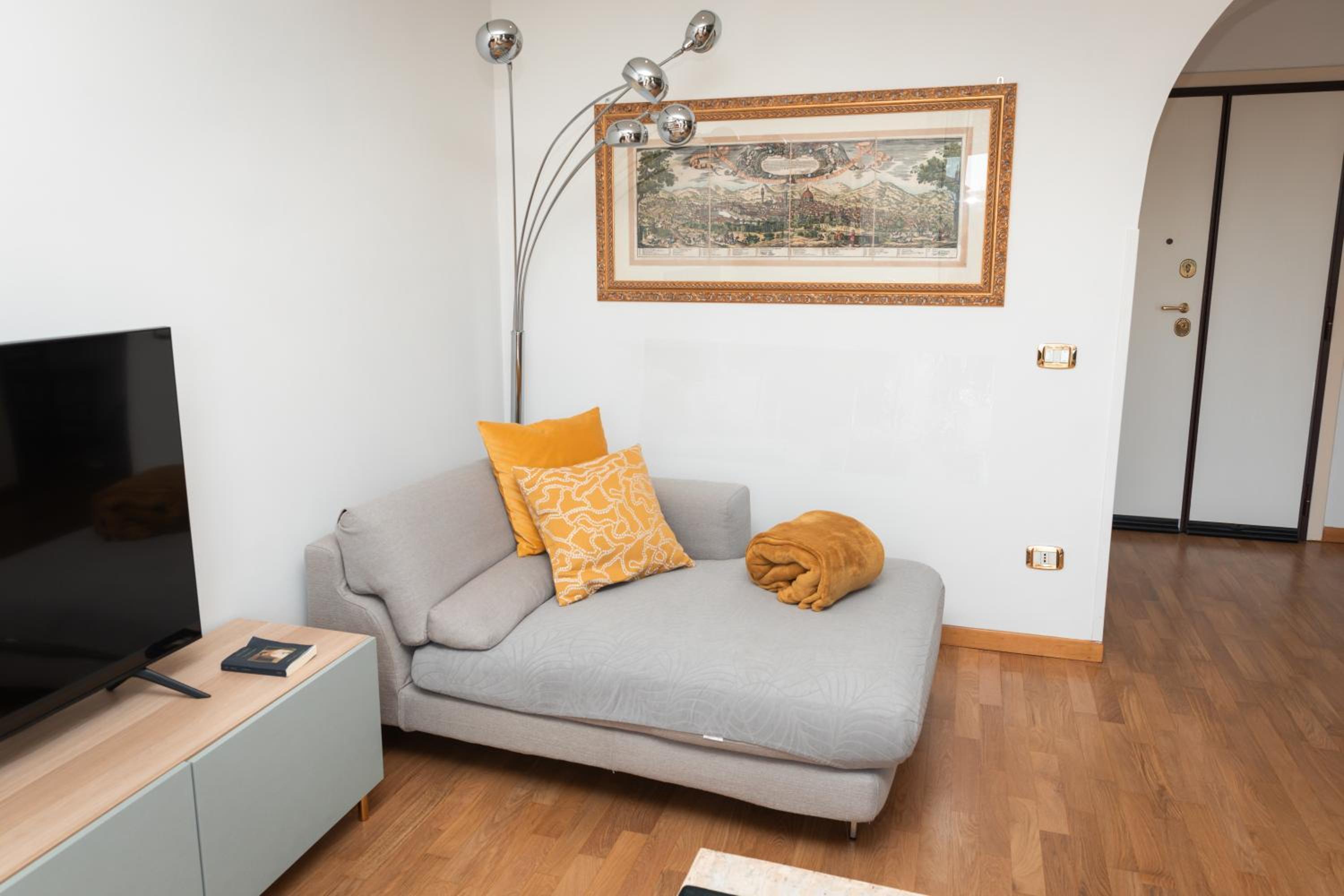 Stefania's Luxury Apartment