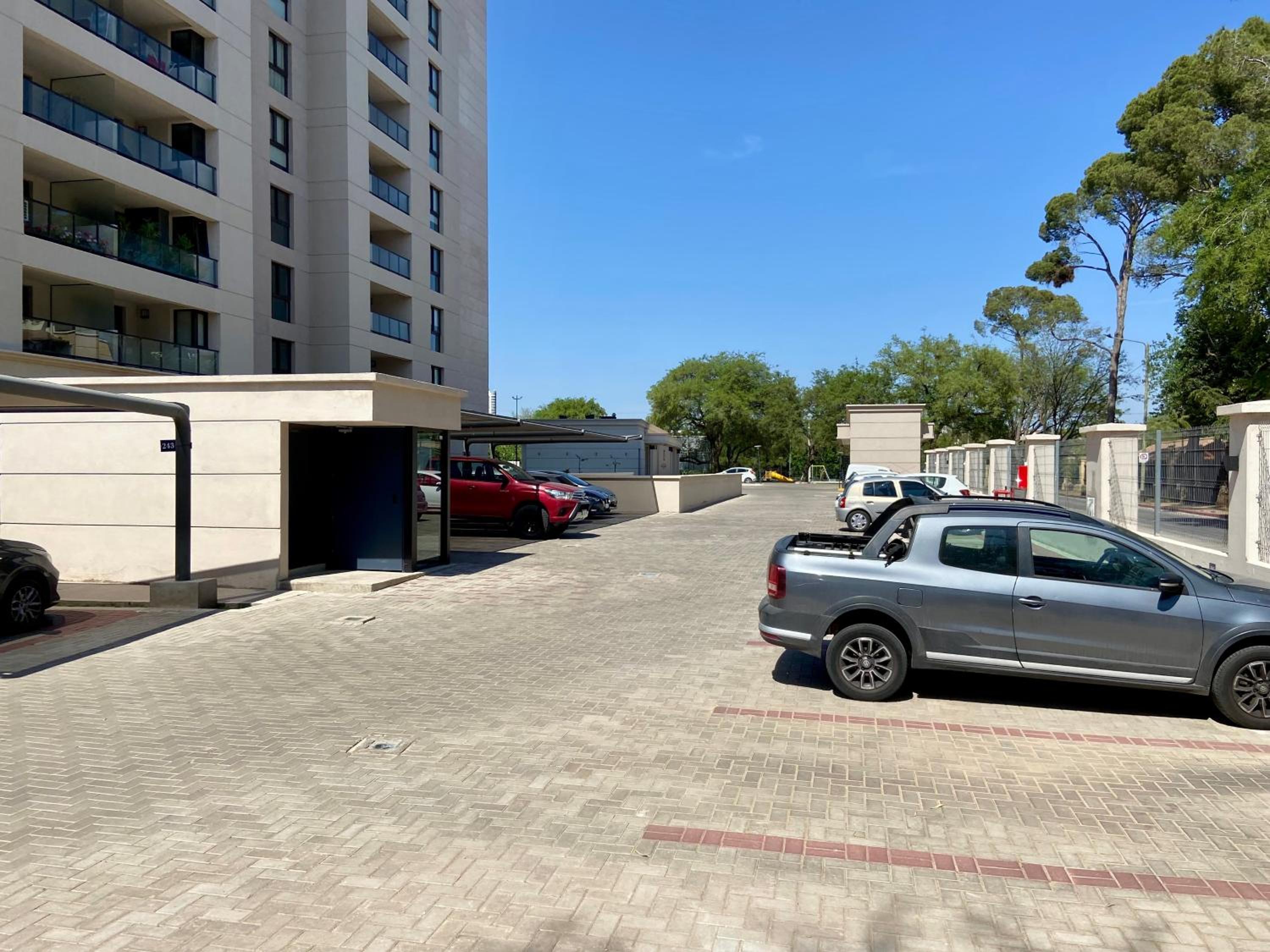A estrenar con seguridad, pileta y estacionamiento