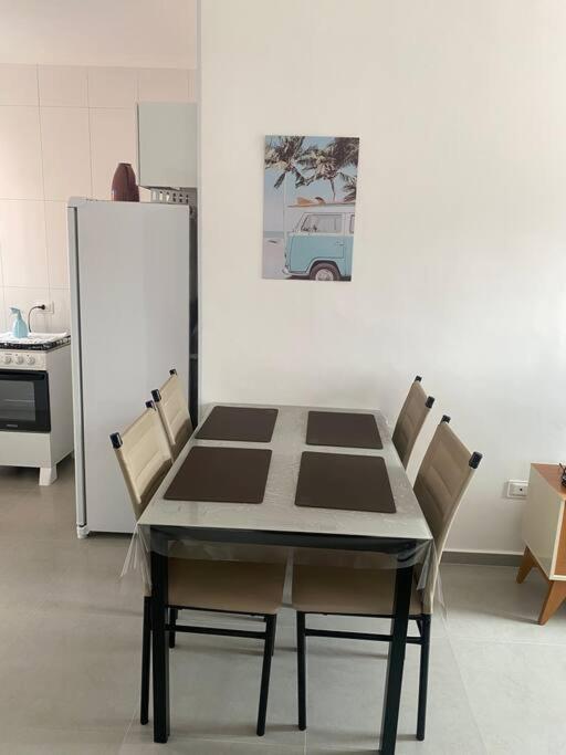 Ap praia Bertioga cm garagem