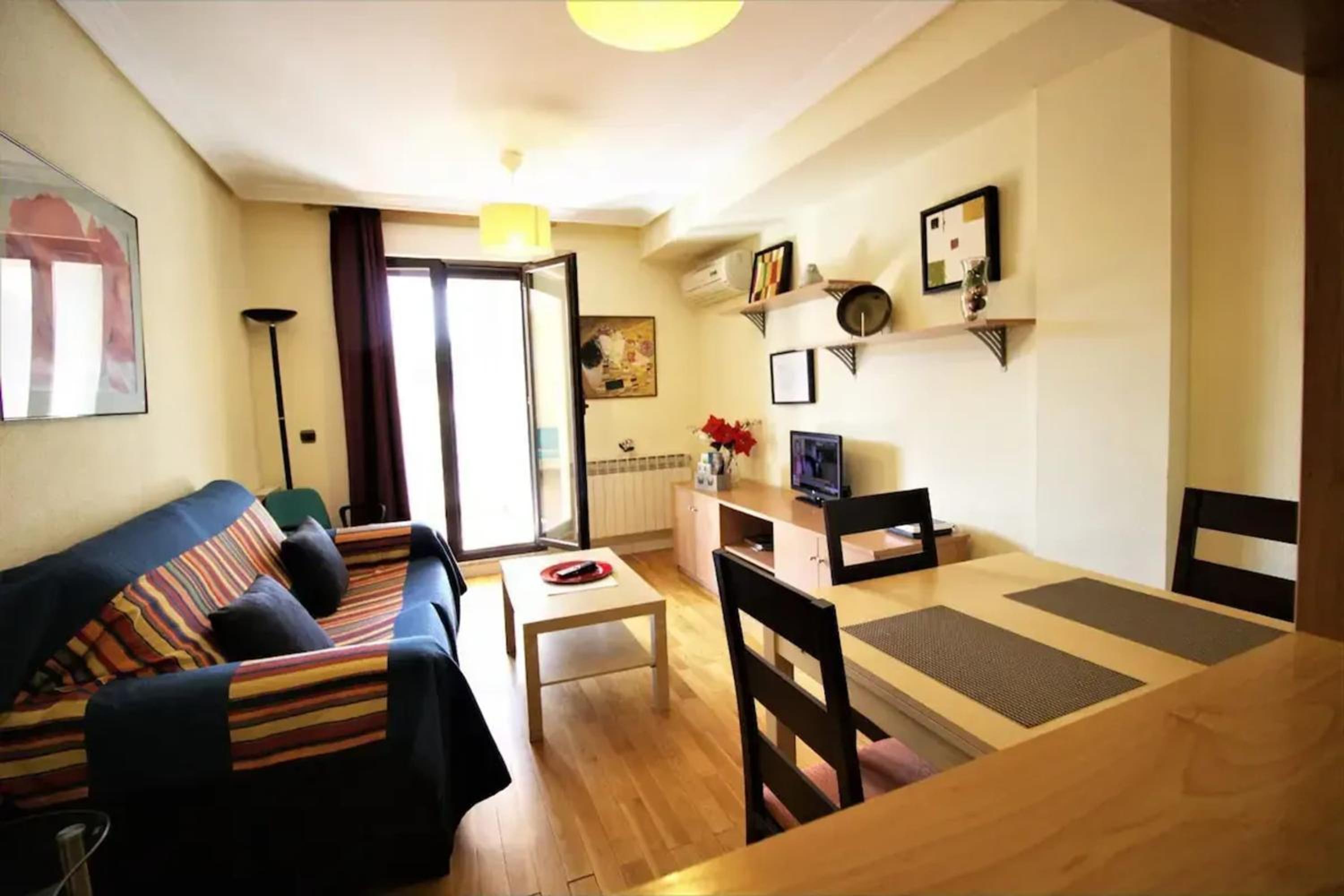 Modern apartment in Salamanca, 50 m², air-conditioned