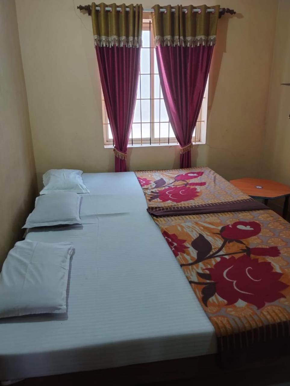 Prasad Lodge Madikeri