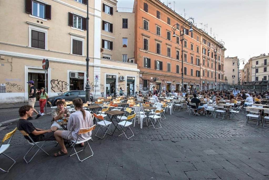 Urban Oasis near Termini with Patio, int1b