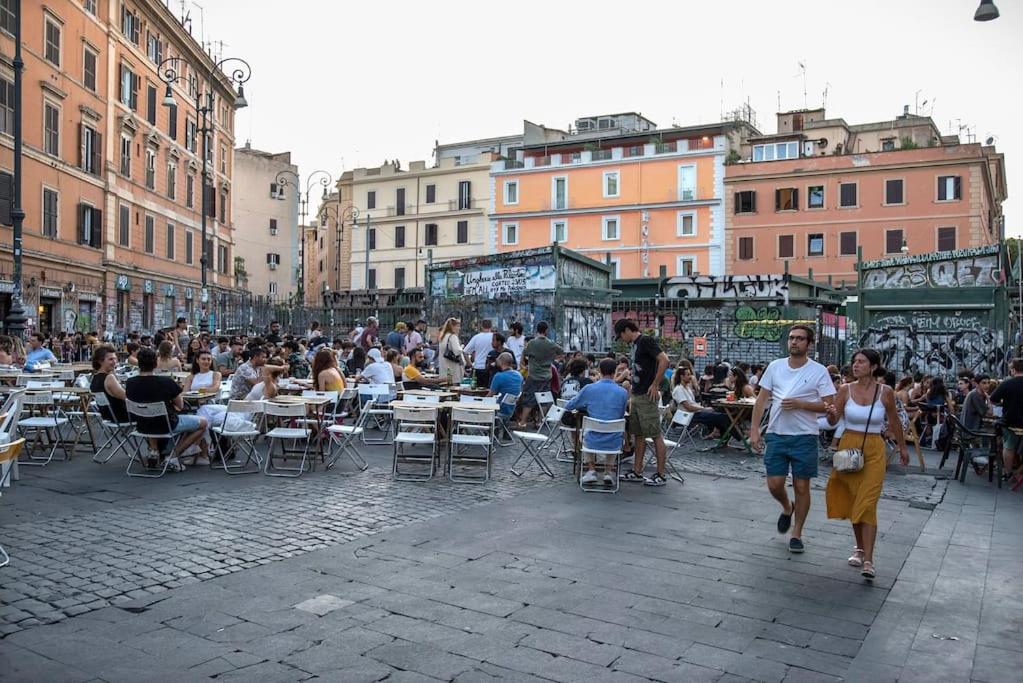 Urban Oasis near Termini with Patio, int1b