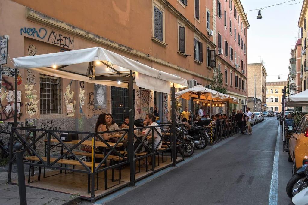 Urban Oasis near Termini with Patio, int1b