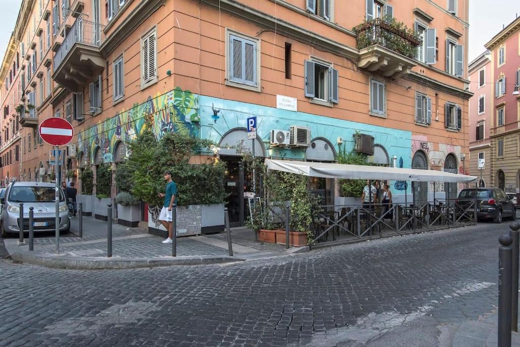 Urban Oasis near Termini with Patio, int1b