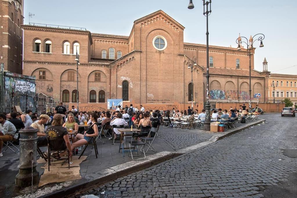 Urban Oasis near Termini with Patio, int1b