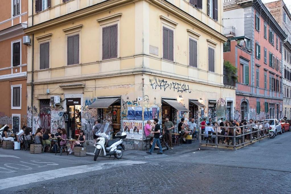 Urban Oasis near Termini with Patio, int1b