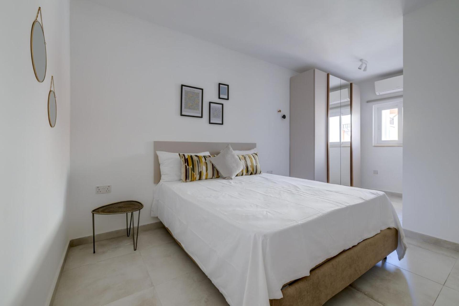 Stunning Penthouse in Msida Your Perfect Getaway photo 5