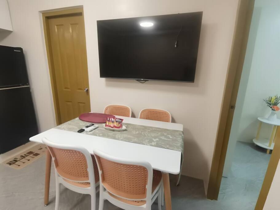 2BR 8 Spatial - Condo ni Marga view 3