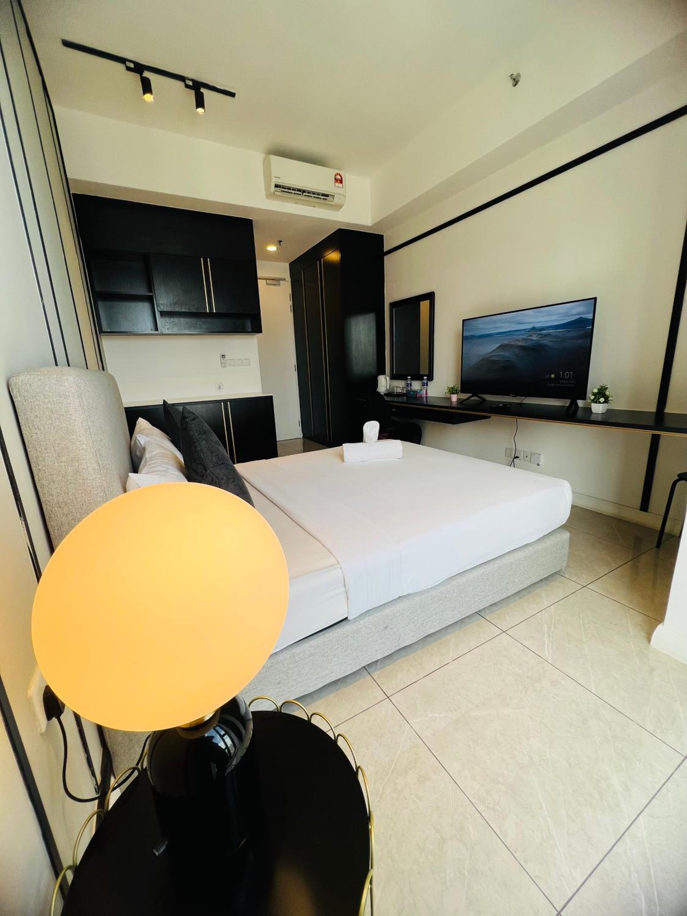 Luxury Suites At Axon Residence