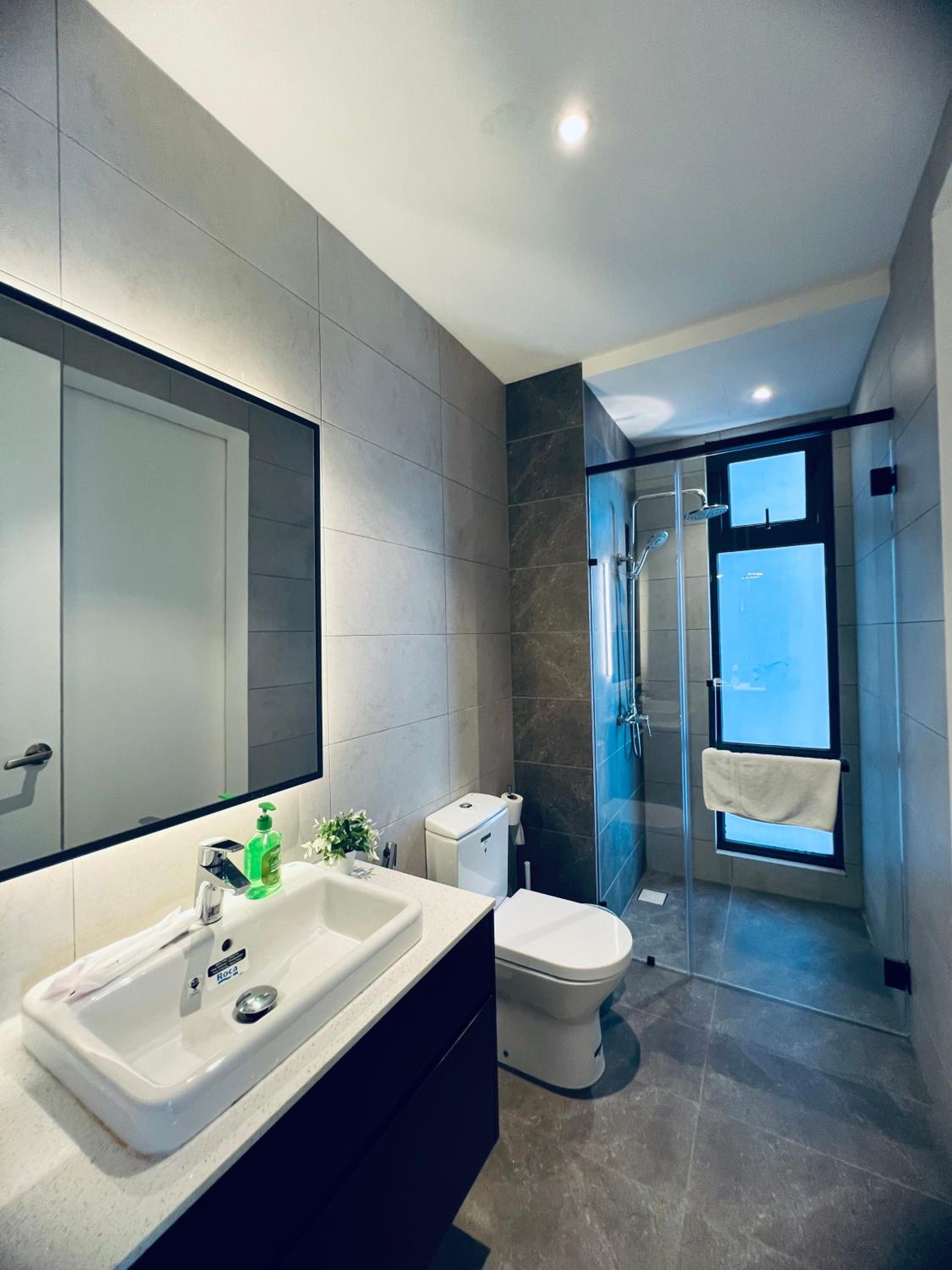 Luxury Suites At Axon Residence