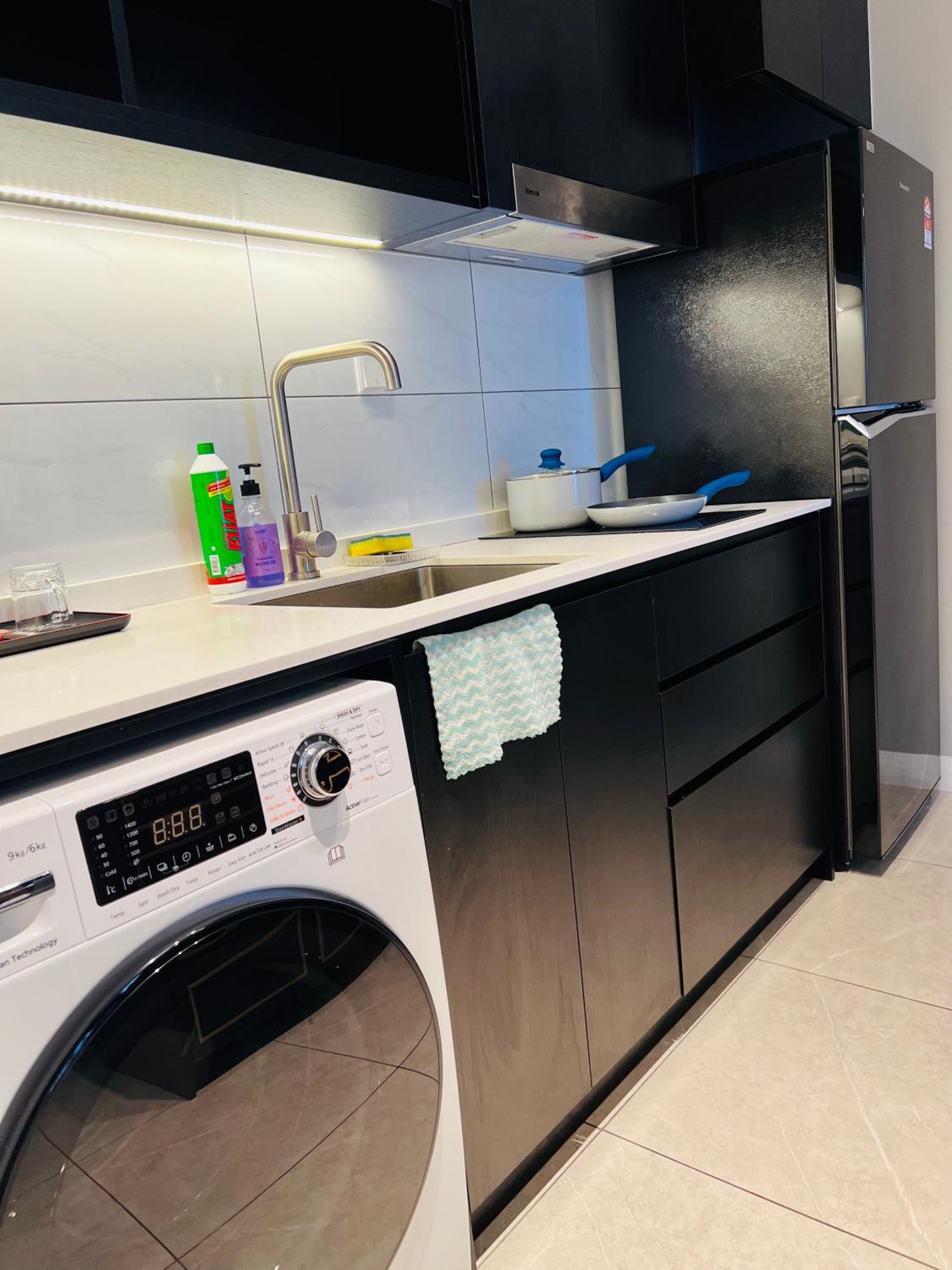 Luxury Suites At Axon Residence