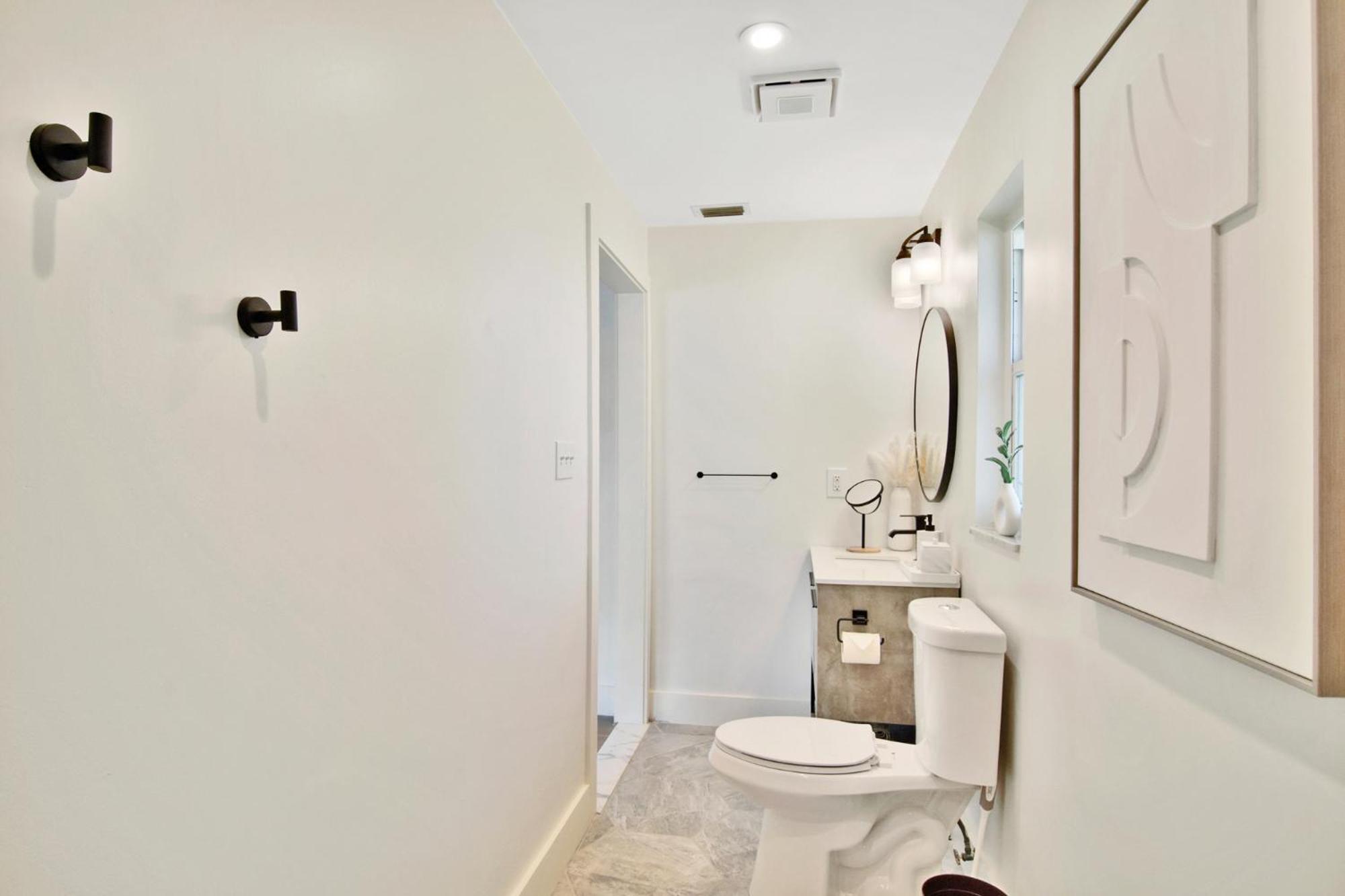 Waterfront DIRECT ACCESS SW CAPE CORAL CUTIE view 5
