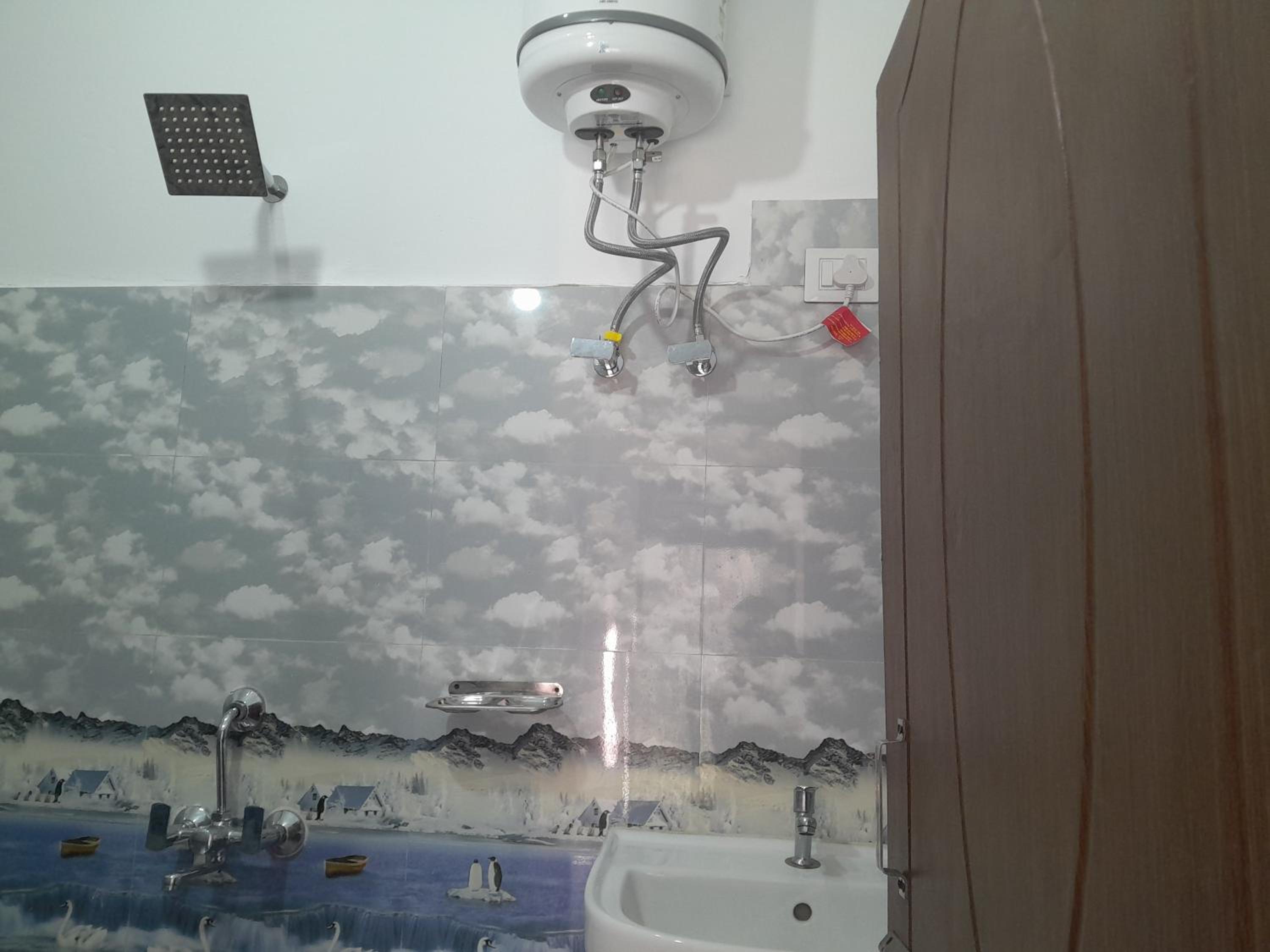 Photo 9