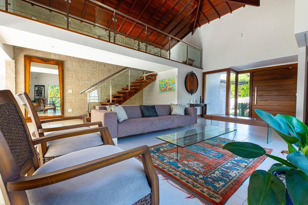 Exclusiva casa na praia de Geribá em Búzios-Joia inigualável