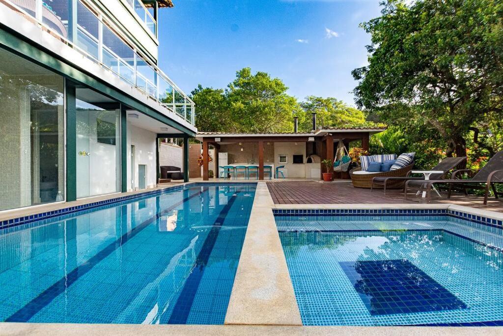 Exclusiva casa na praia de Geribá em Búzios-Joia inigualável