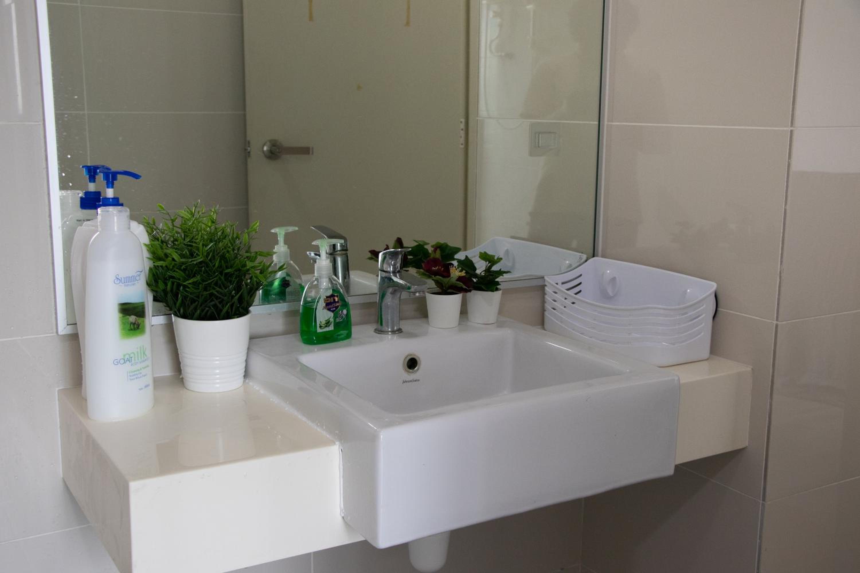 Mosaic Residence Mid Valley South Key BY R9 Homestay