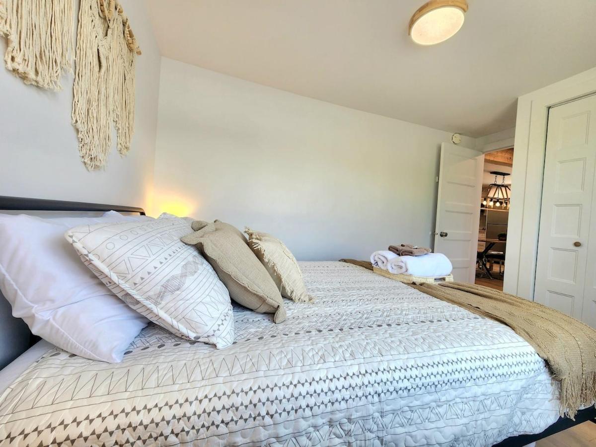 The Coziest - Hot Tub - EV Chrger & Free Parking
