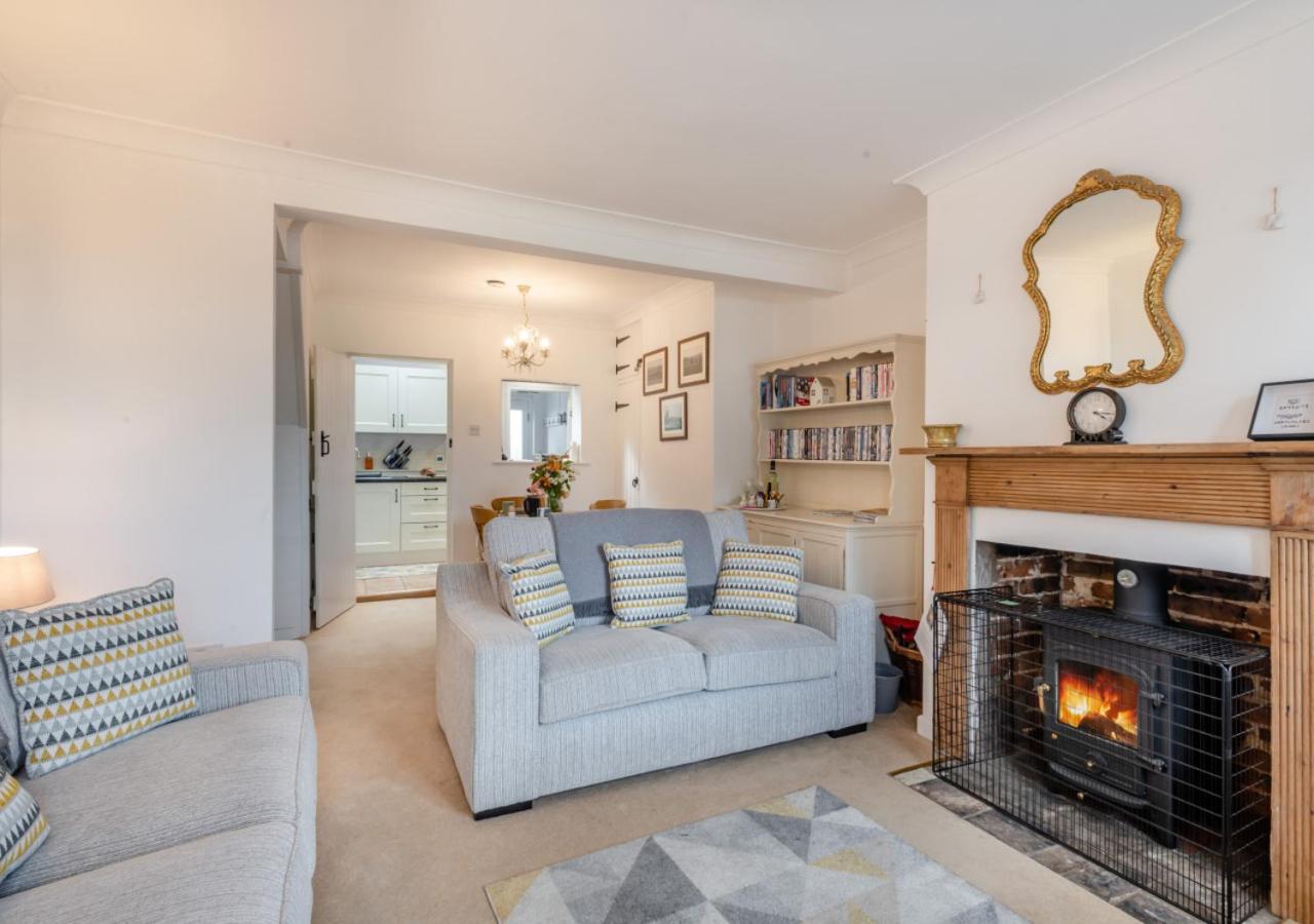 2 Bed in Aldborough oc-2257 view 3